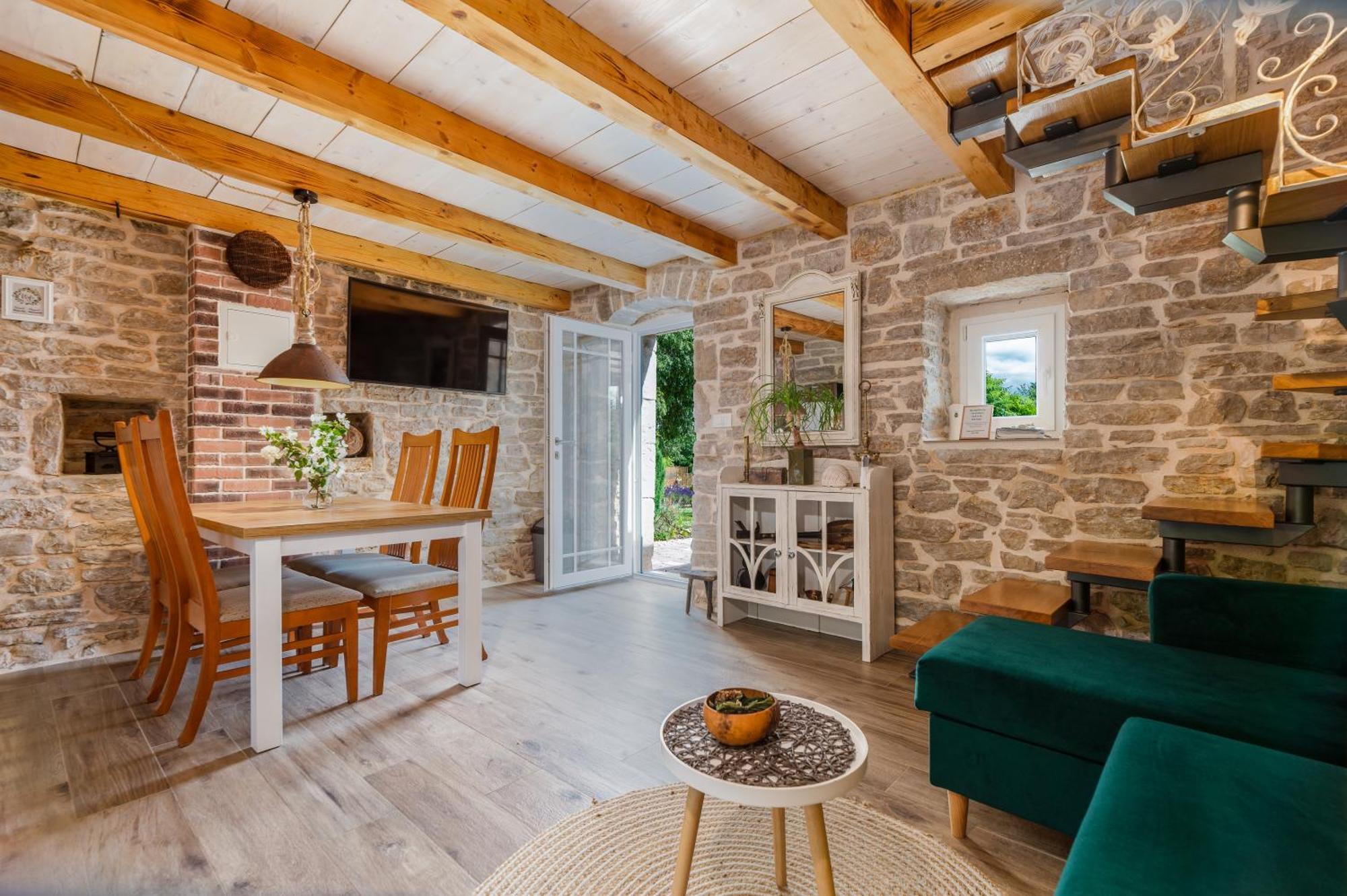 Rustical Holiday Resort Olea 伊莫茨基 外观 照片