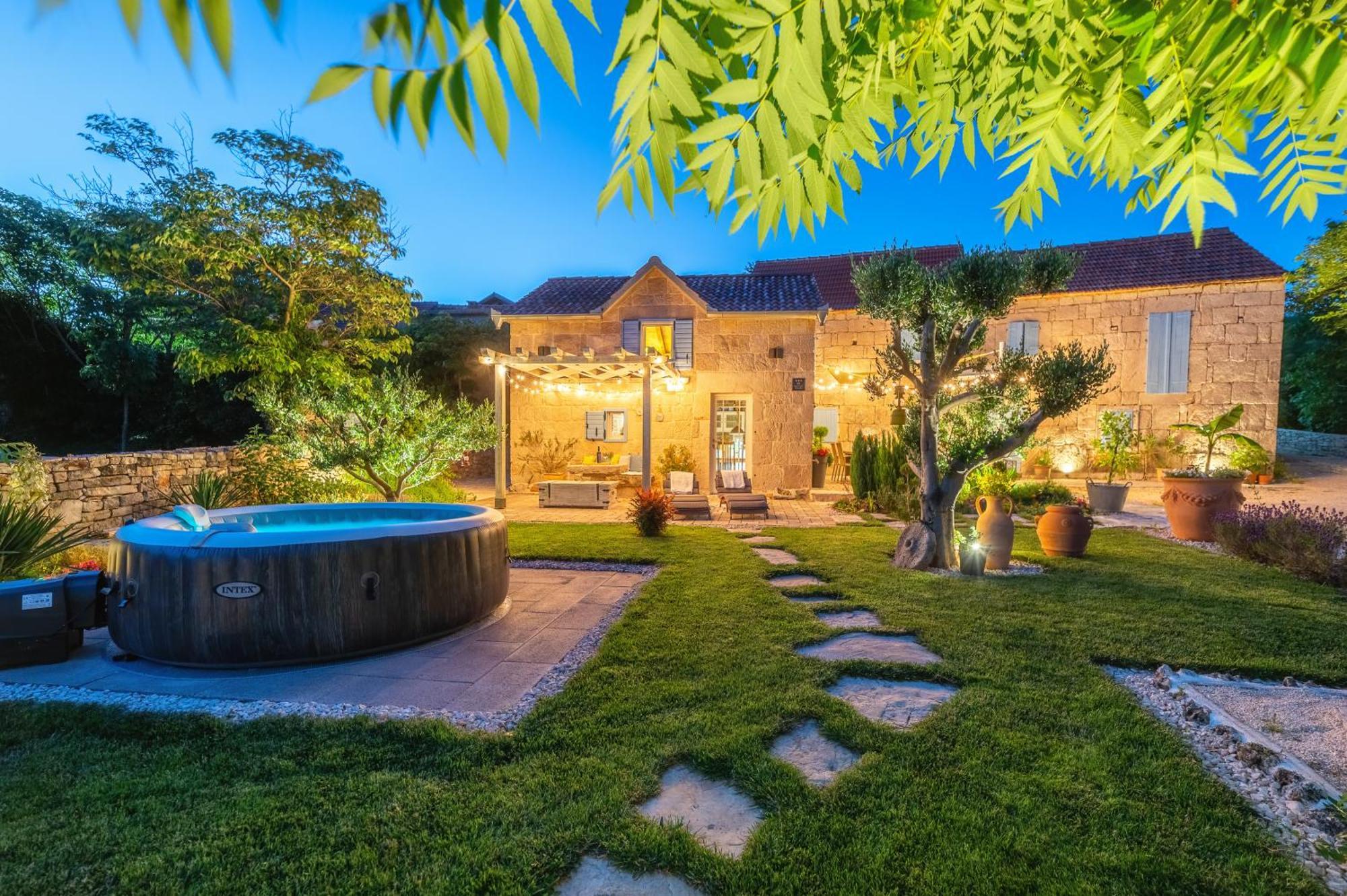 Rustical Holiday Resort Olea 伊莫茨基 外观 照片