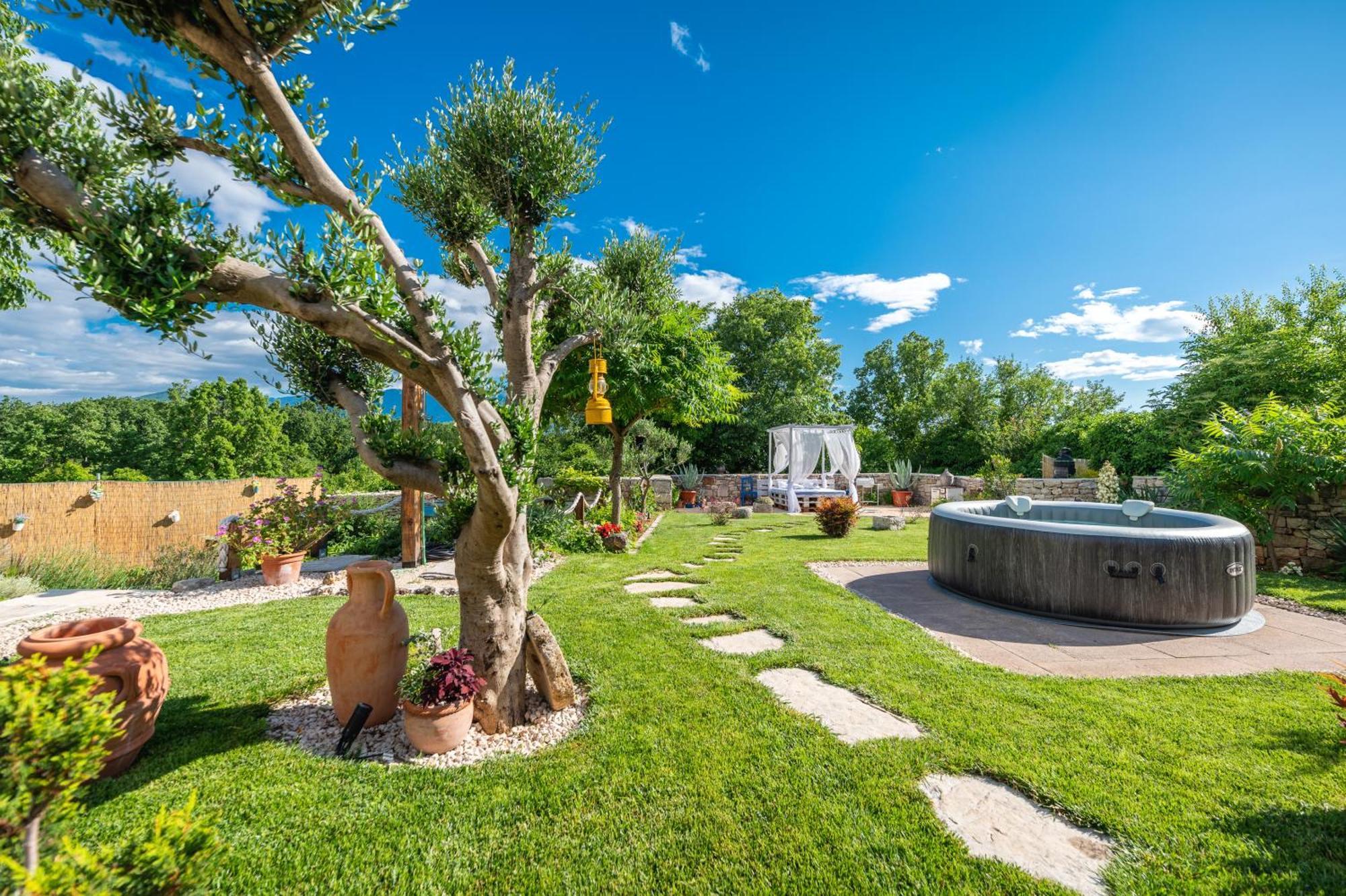 Rustical Holiday Resort Olea 伊莫茨基 外观 照片
